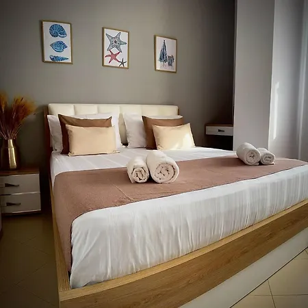 Endy Hotel 3*
