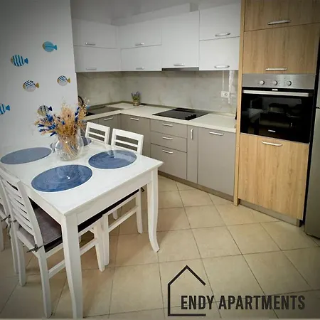 Endy Hotel 3*